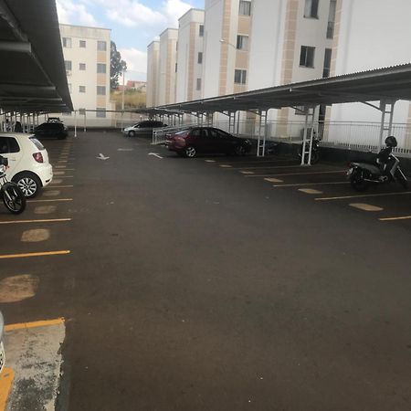 Apartamento Em Londrina Privado Com 2 Quartos De Casal Com Utensilios Garagem E Wifi Apartment Luaran gambar