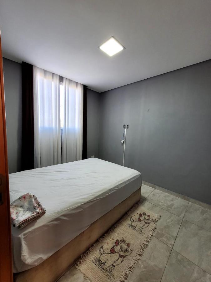 Apartamento Em Londrina Privado Com 2 Quartos De Casal Com Utensilios Garagem E Wifi Apartment Luaran gambar
